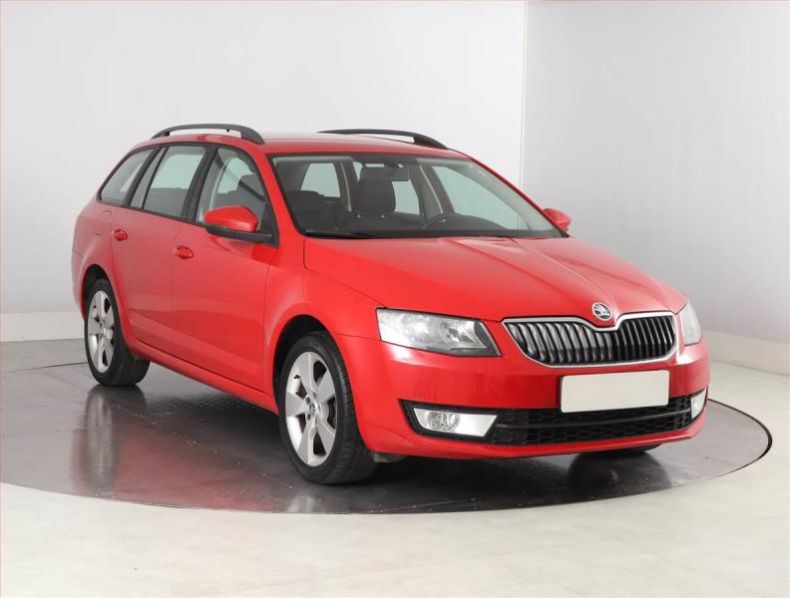 Škoda Octavia - hlavní fotka