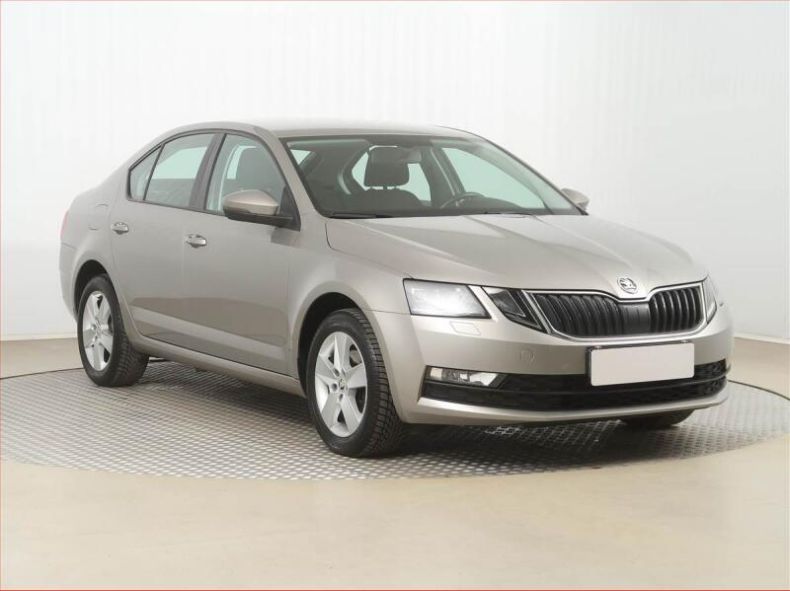 Škoda Octavia - hlavní foto