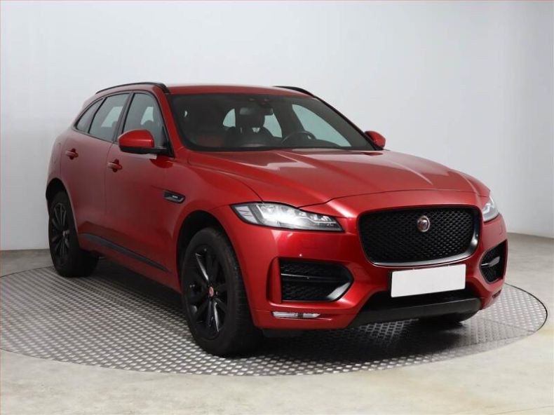 Jaguar F-Pace - hlavní fotka