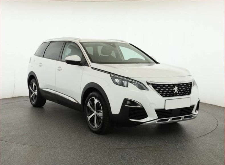 Peugeot 5008 - hlavní foto