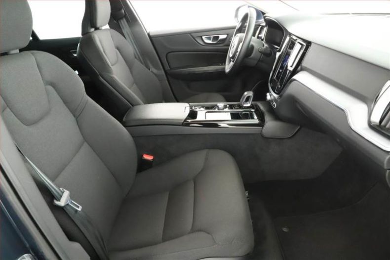 Volvo V60 - hlavní fotka