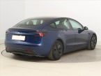 Tesla Model 3 - fotka číslo 4