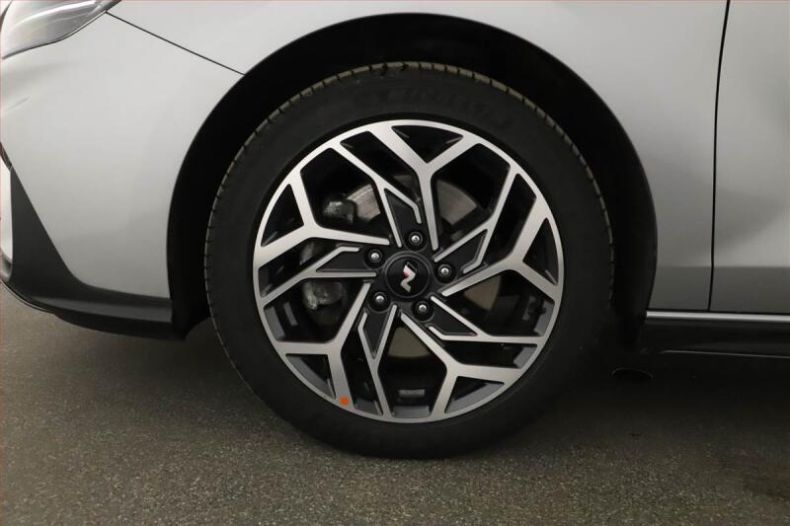 Hyundai i30 - hlavní fotka