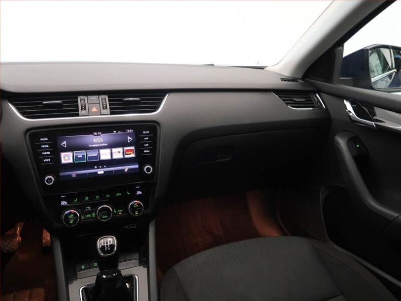 Škoda Octavia - hlavní fotka