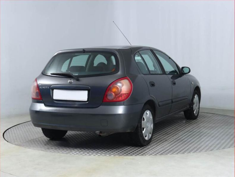 Nissan Almera - hlavní fotka