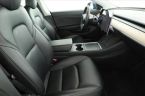 Tesla Model 3 - fotka číslo 6