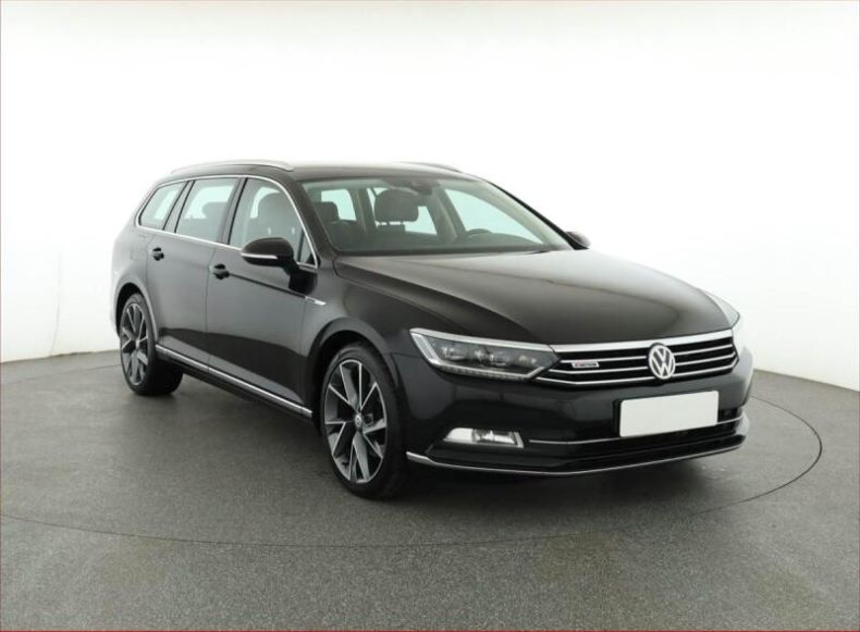 Volkswagen Passat - hlavní fotka inzerátu