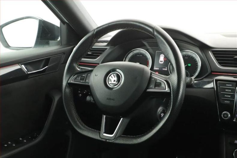 Škoda Superb - hlavní fotka