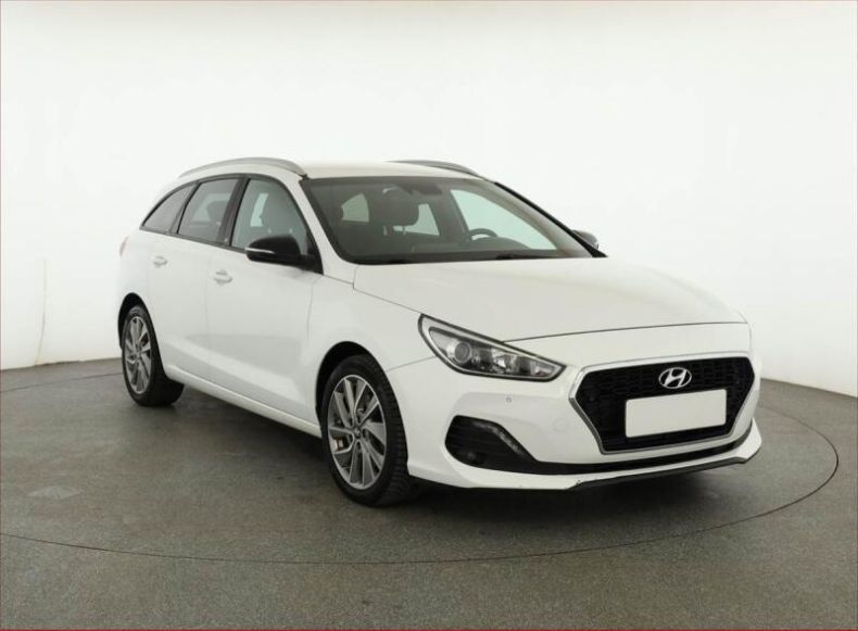 Hyundai i30 - hlavní fotka inzerátu