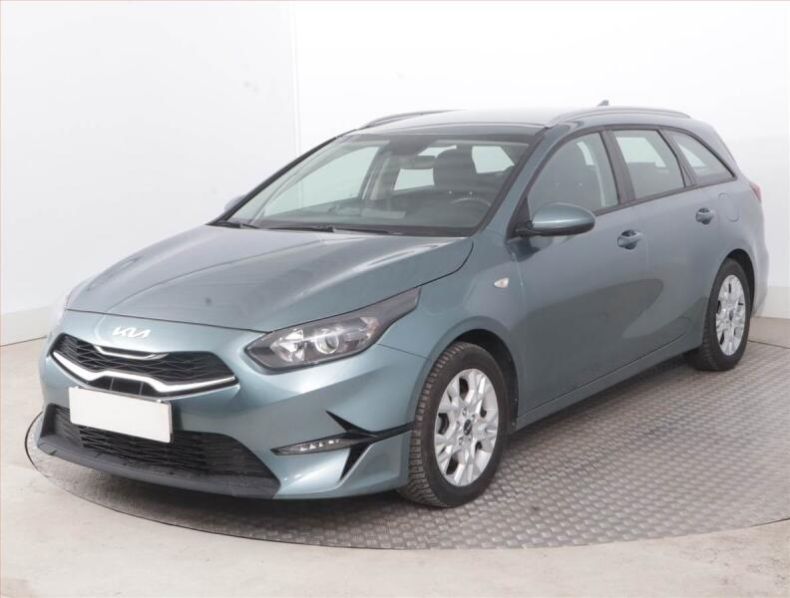 Kia Cee'd - hlavní fotka