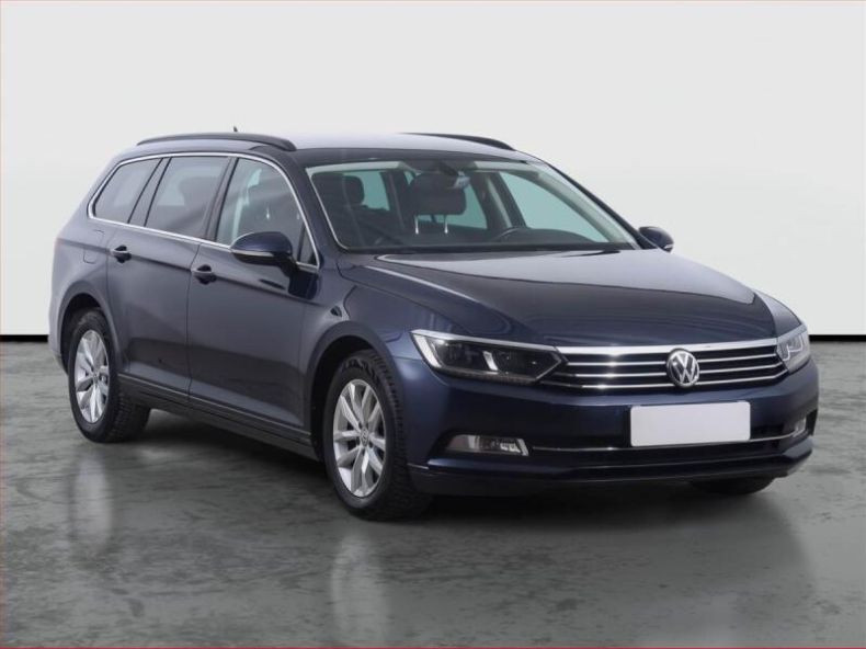 Volkswagen Passat - hlavní fotka inzerátu