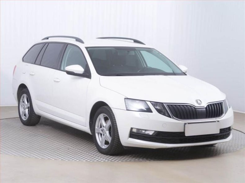 Škoda Octavia - hlavní foto