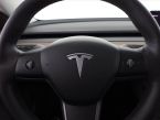 Tesla Model 3 - fotka číslo 7