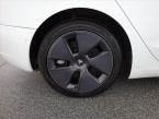 Tesla Model 3 - fotka číslo 19