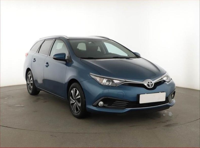 Toyota Auris - hlavní fotka inzerátu