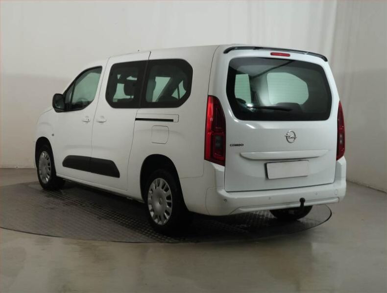 Opel Combo - hlavní fotka