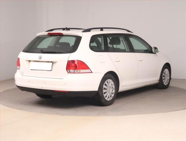 Volkswagen Golf - hlavní fotka