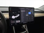 Tesla Model 3 - fotka číslo 18
