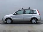 Ford Fusion - fotka číslo 2