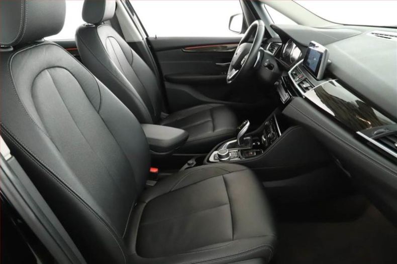 BMW Řada 2 - hlavní fotka