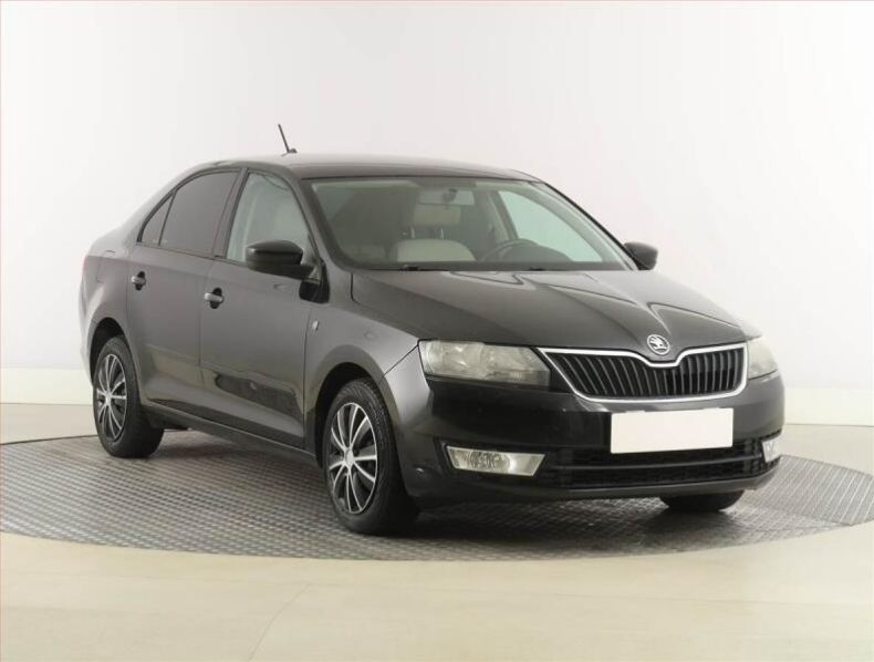 Škoda Rapid - hlavní foto