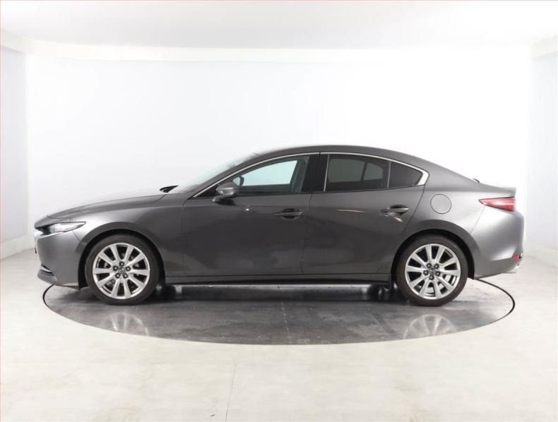 Mazda 3 - hlavní fotka