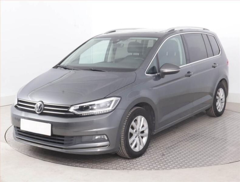 Volkswagen Touran - hlavní fotka