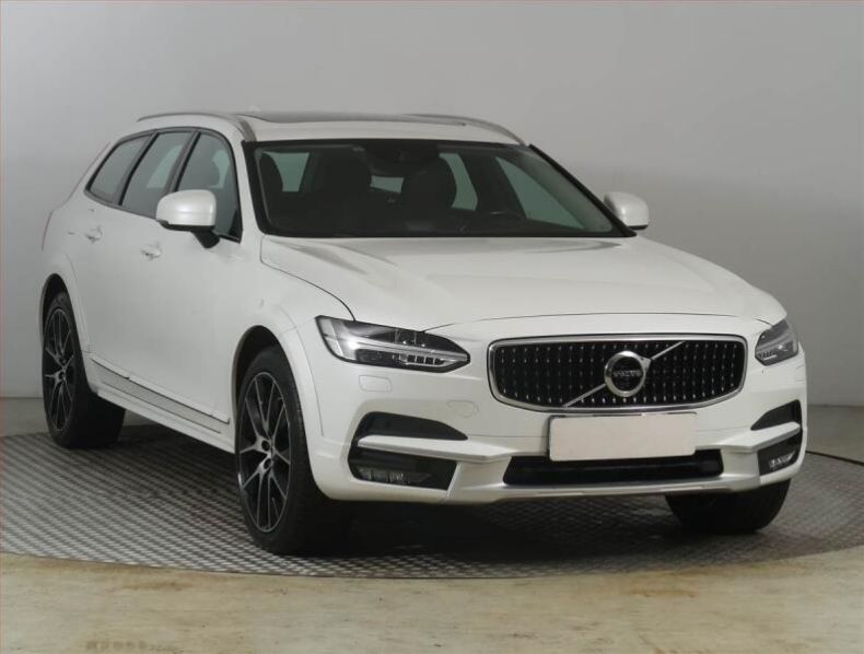 Volvo V90 - hlavní foto
