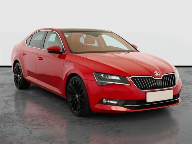 Škoda Superb - hlavní foto