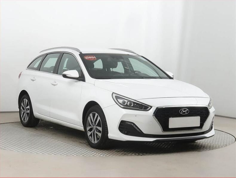 Hyundai i30 - hlavní foto