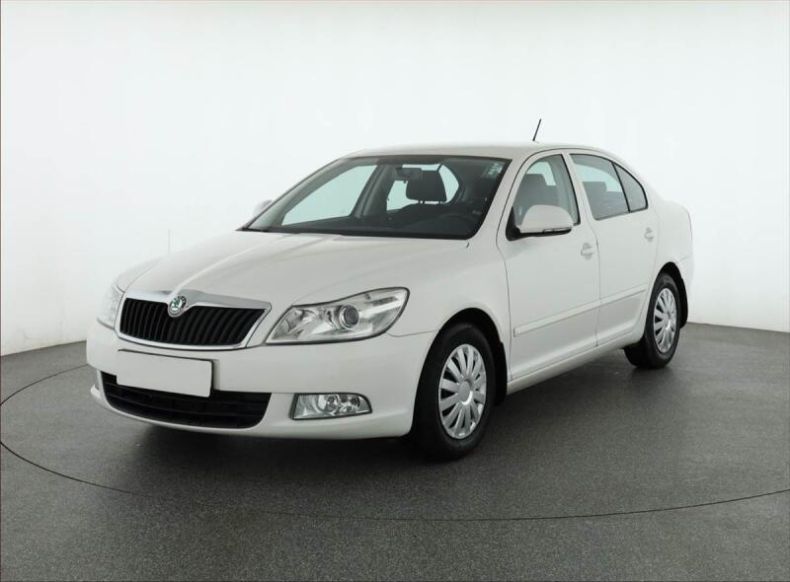 Škoda Octavia - hlavní fotka