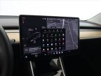 Tesla Model 3 - fotka číslo 16