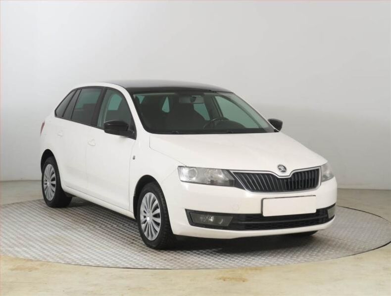 Škoda Rapid - hlavní foto