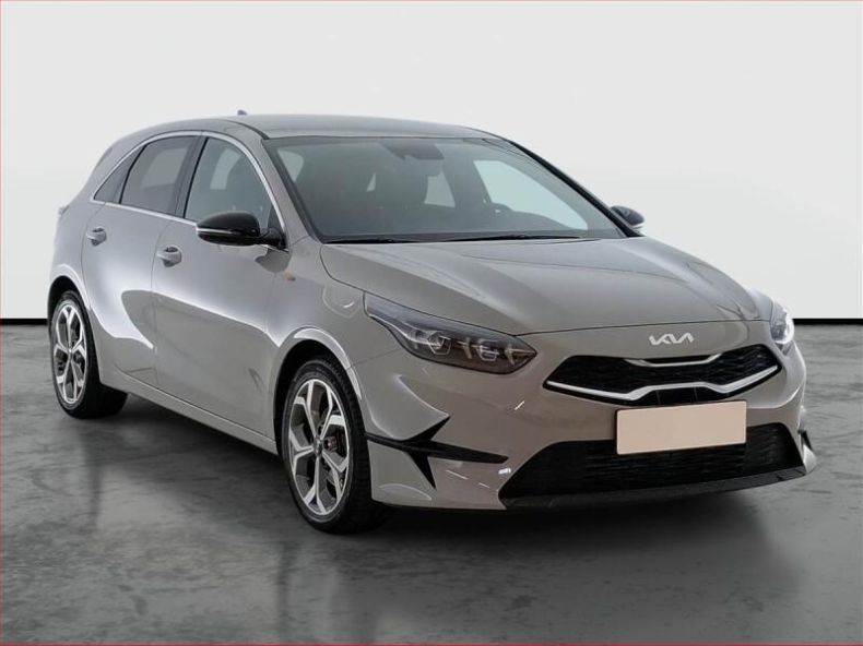Kia Cee'd - hlavní foto