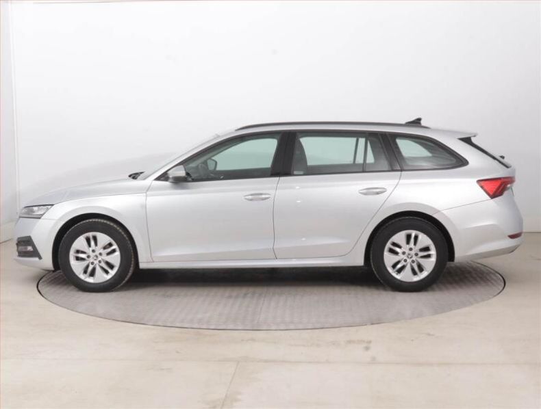Škoda Octavia - hlavní fotka