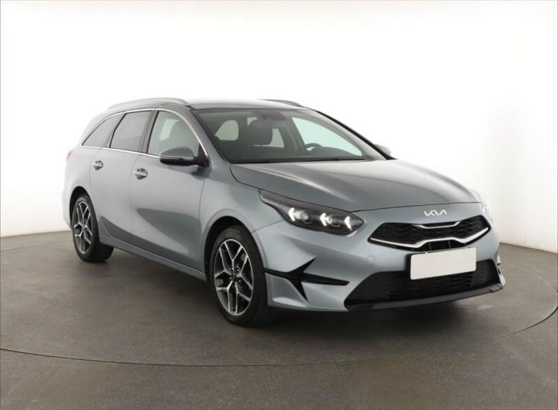 Kia Cee'd - hlavní foto