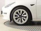 Tesla Model 3 - fotka číslo 13