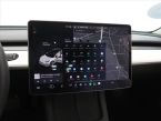 Tesla Model 3 - fotka číslo 16