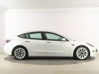 Tesla Model 3 - fotka číslo 5