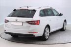 Škoda Superb - fotka číslo 4