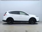 Toyota RAV 4 - fotka číslo 5