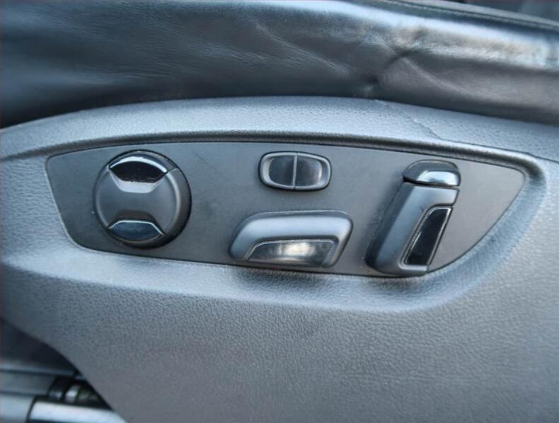 Volkswagen Touareg - hlavní fotka