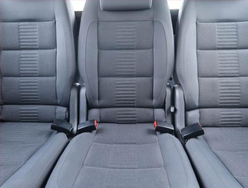 Volkswagen Touran - hlavní fotka