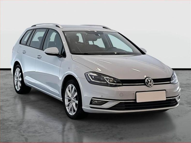 Volkswagen Golf - hlavní foto