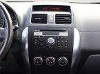 Suzuki SX4 - fotka číslo 9