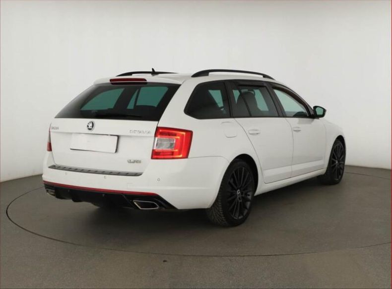 Škoda Octavia - hlavní fotka