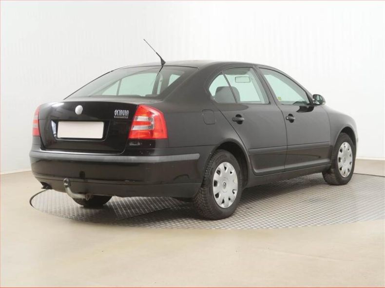 Škoda Octavia - hlavní fotka