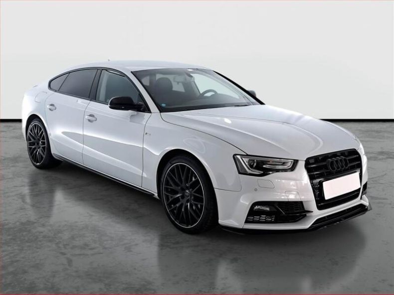 Audi A5 - hlavní foto