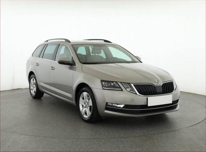 Škoda Octavia - hlavní foto