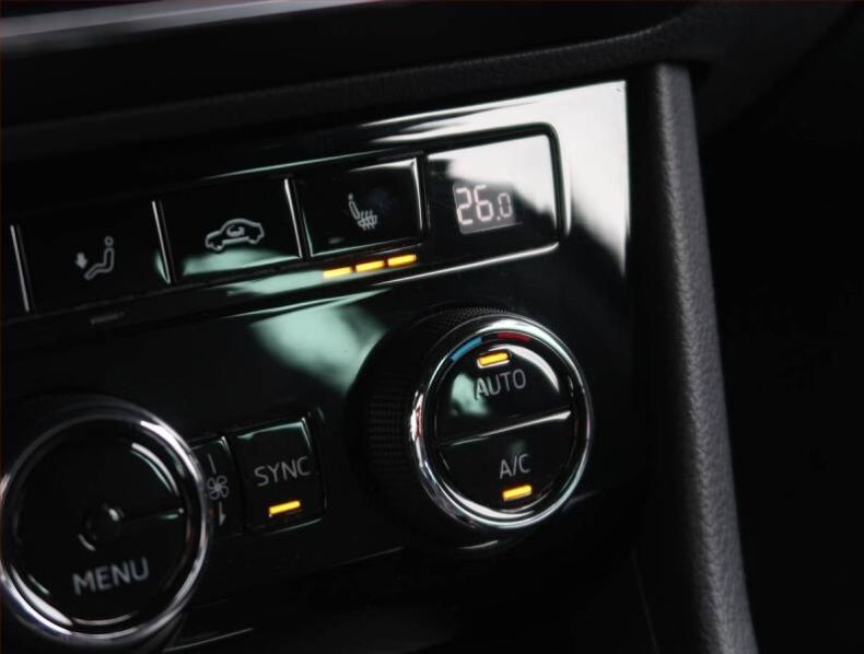 Škoda Superb - hlavní fotka